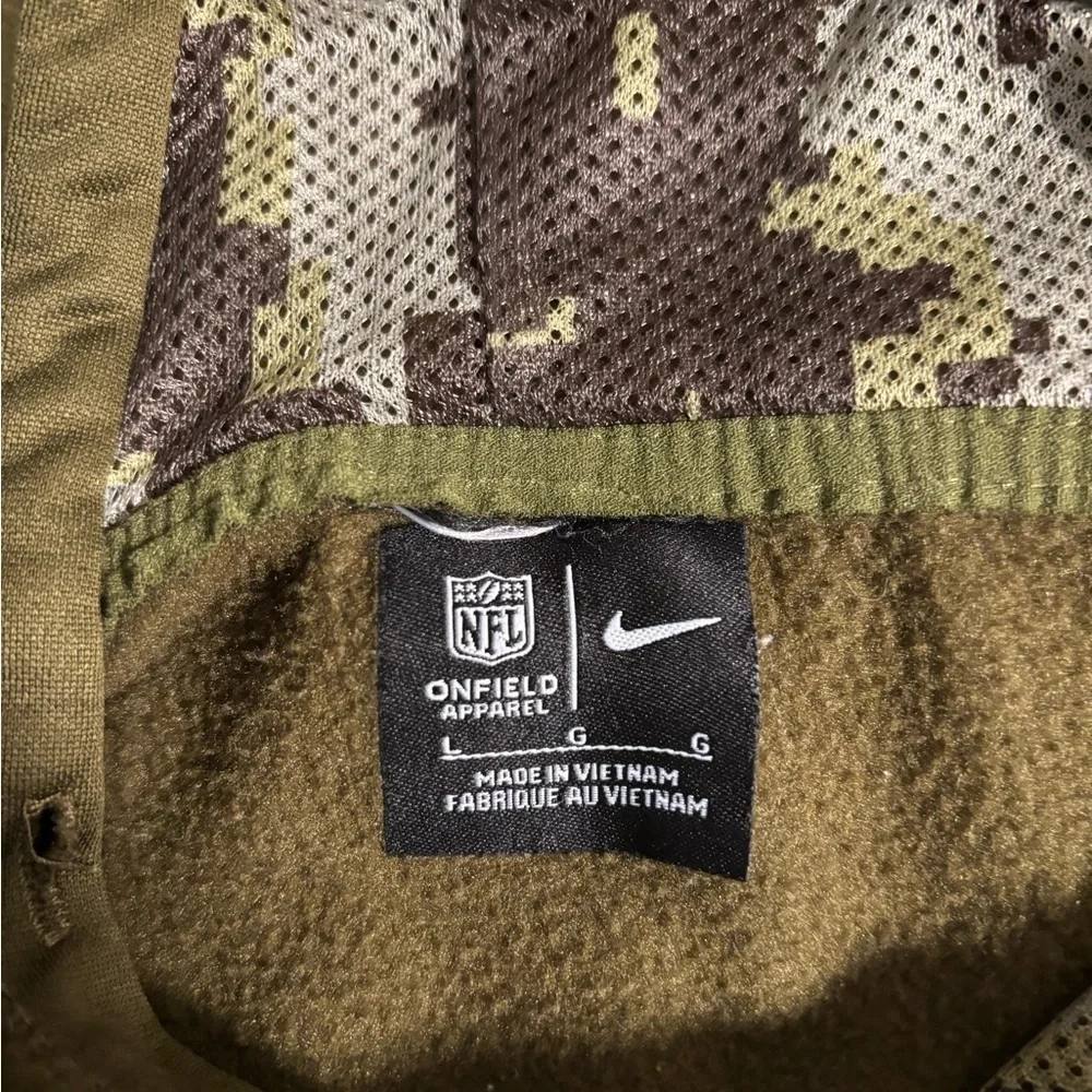 Cleveland Browns Nike Salute to Troops Boys Size Large
